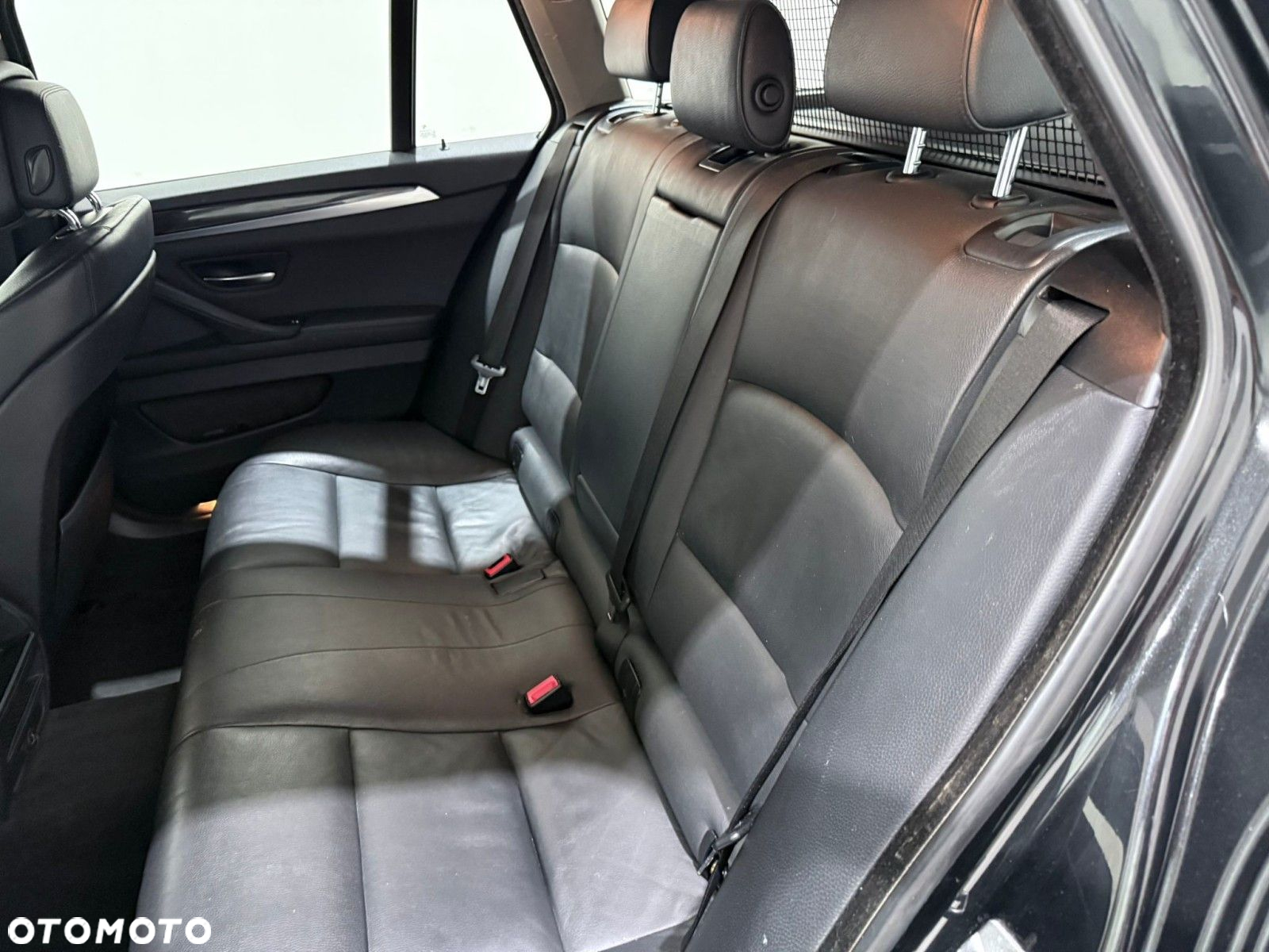 BMW Seria 5 - 35