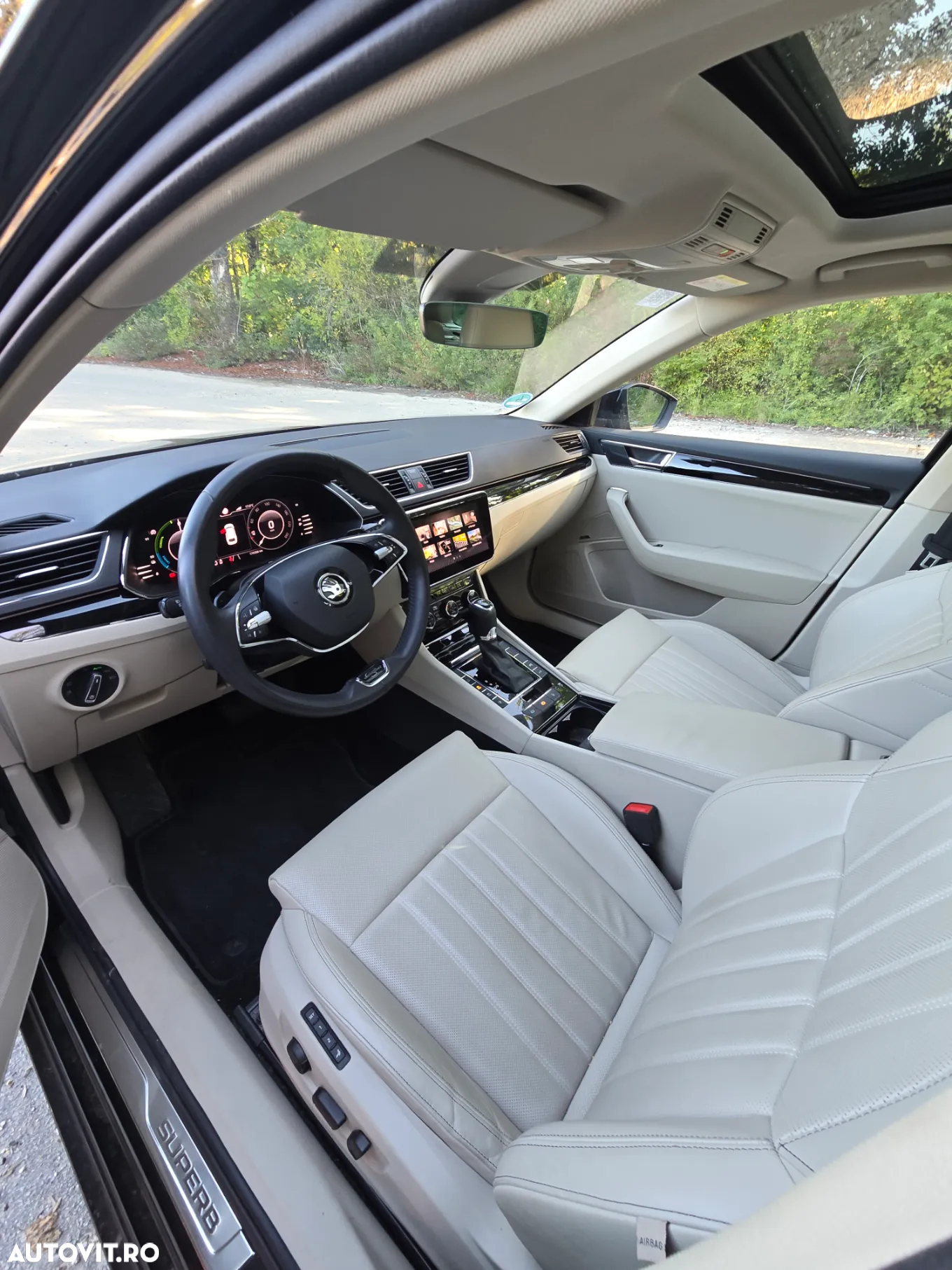 Skoda Superb 1.4 TSI iV DSG L&K - 6