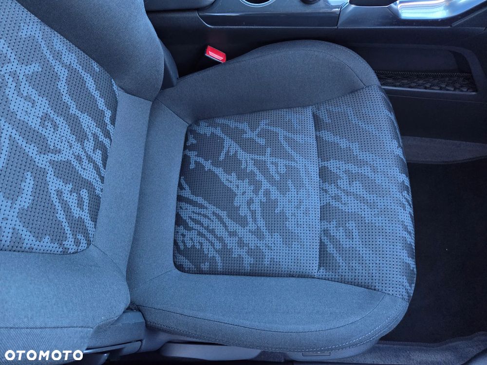 Peugeot 3008 HDi 160 Automatik Allure - 16