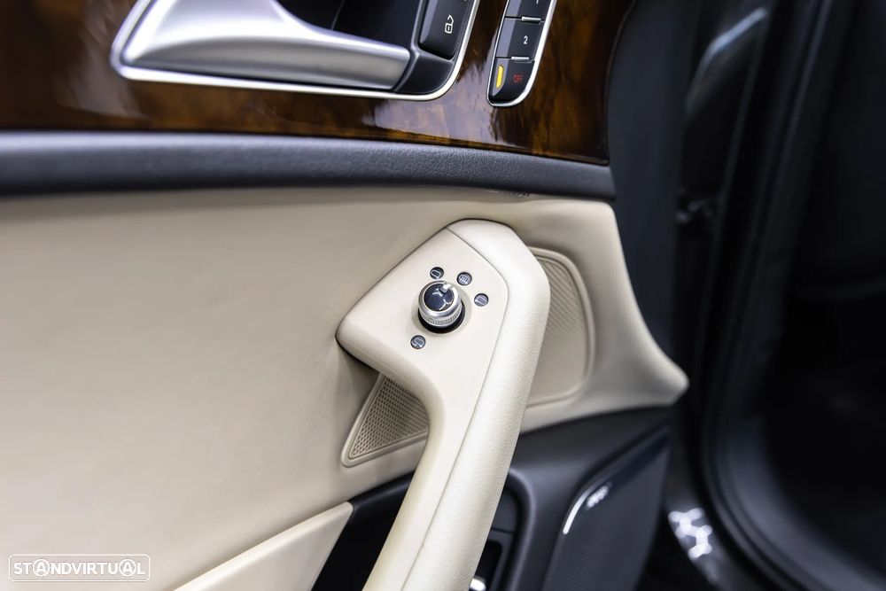 Audi A6 Avant 3.0 TDI V6 quattro S-line S tronic - 24