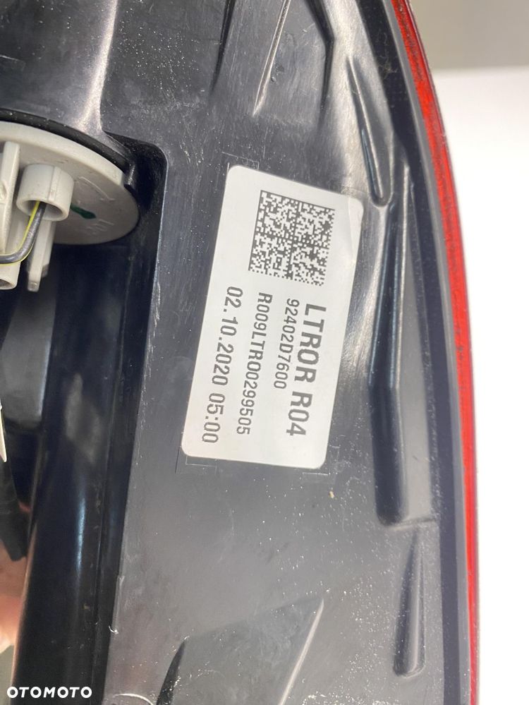 LAMPA TYLNA PRAWA LED HYUNDAI TUCSON II LIFT 19-21 92402D7600 - 3