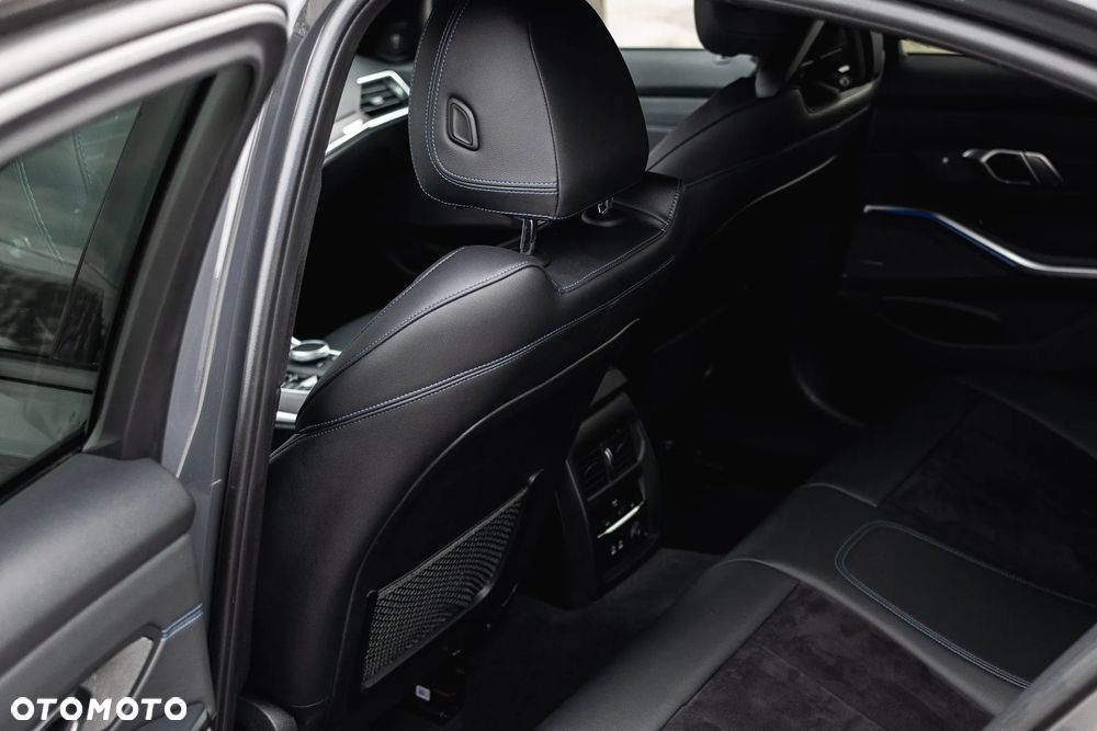 BMW Seria 3 M340i xDrive sport - 15