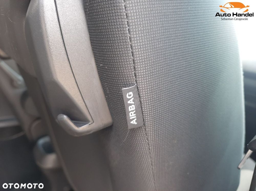 Ford Tourneo Courier - 38