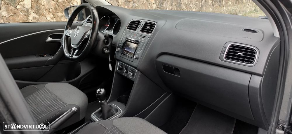VW Polo 1.4 TDi Confortline - 15