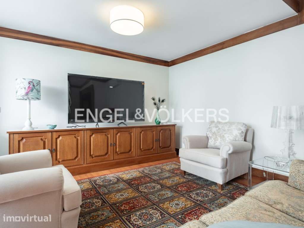 Apartamento T4 Totalmente Remodelado no Areeiro - Grande imagem: 5/36
