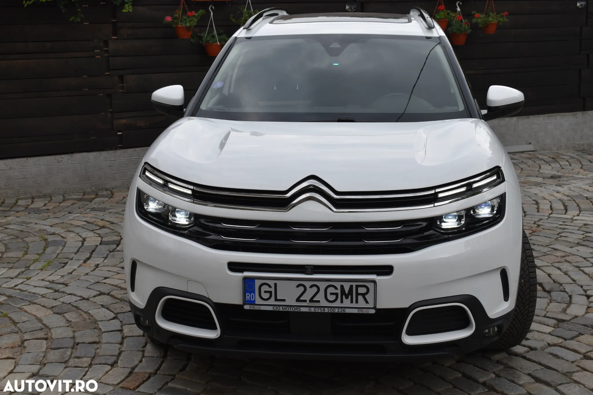 Citroën C5 Aircross Hybrid 225 e.EAT8 SHINE PACK - 2