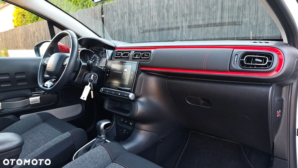Citroën C3 Pure Tech 110 S&S EAT6 SHINE - 33