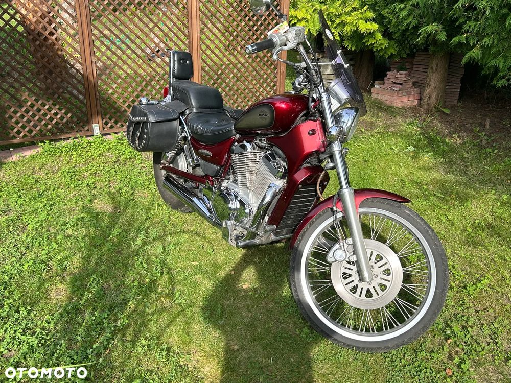 Suzuki Intruder - 2