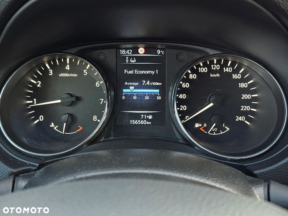 Nissan Qashqai 1.2 DIG-T N-Connecta - 23