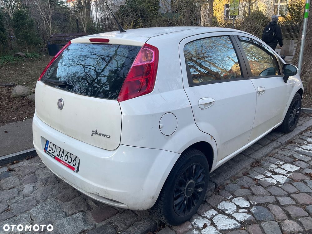 Fiat Grande Punto - 33