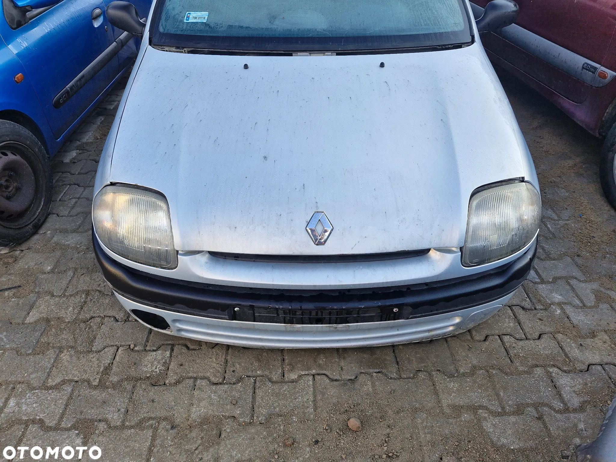 Zderzak przód CLIO II MV632 - 3