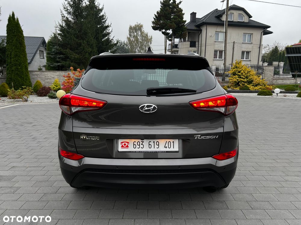 Hyundai Tucson blue 1.6 GDi 2WD Navi - 11