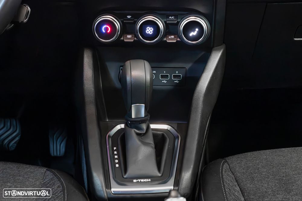 Renault Clio 1.6 E-Tech Intens - 19