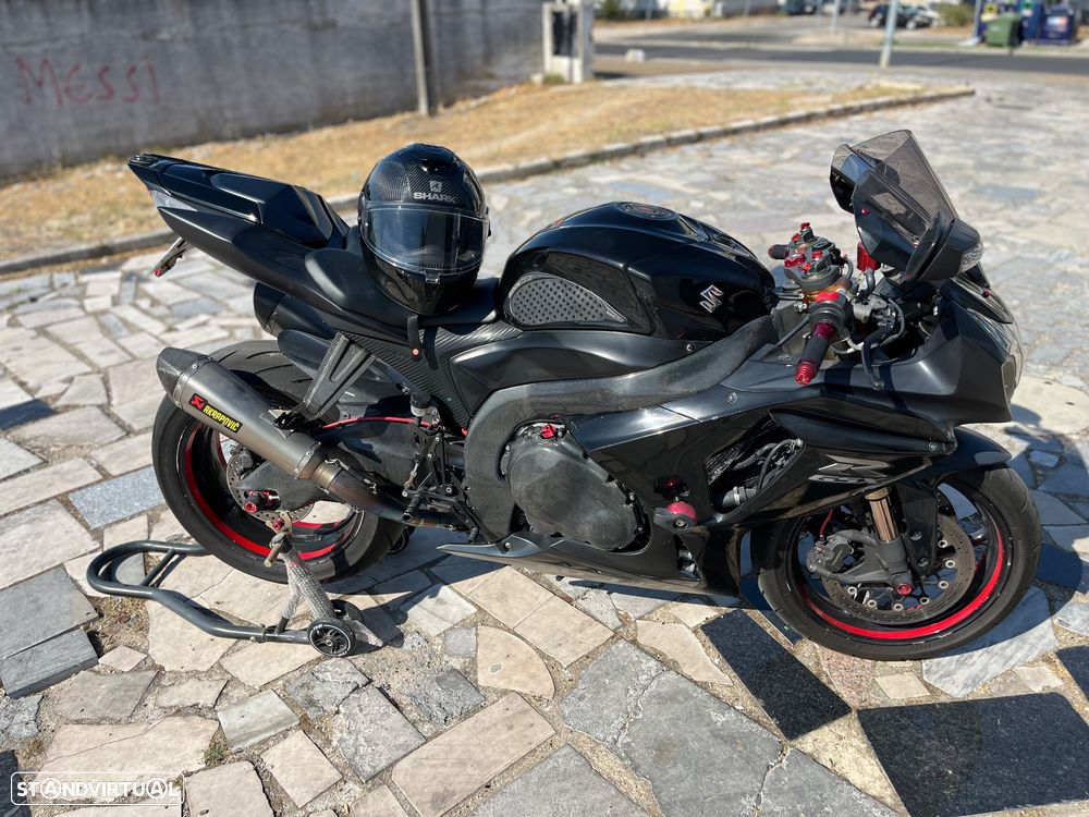 Suzuki GSX-R - 7