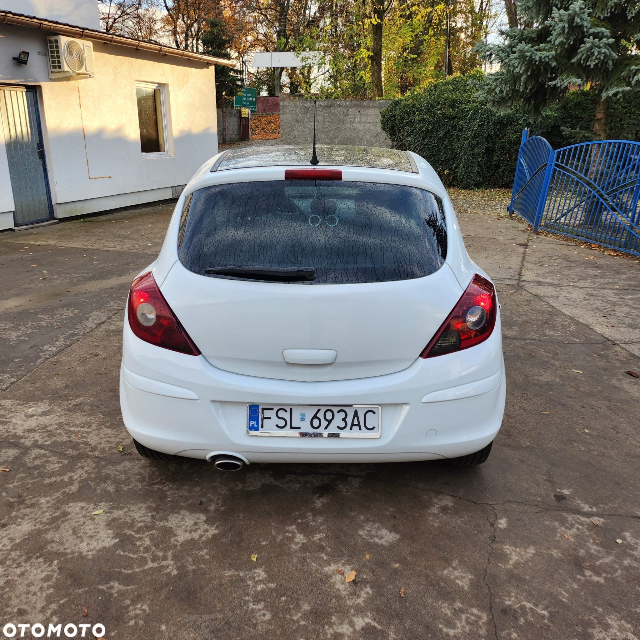 Opel Corsa 1.2 16V Cosmo - 6
