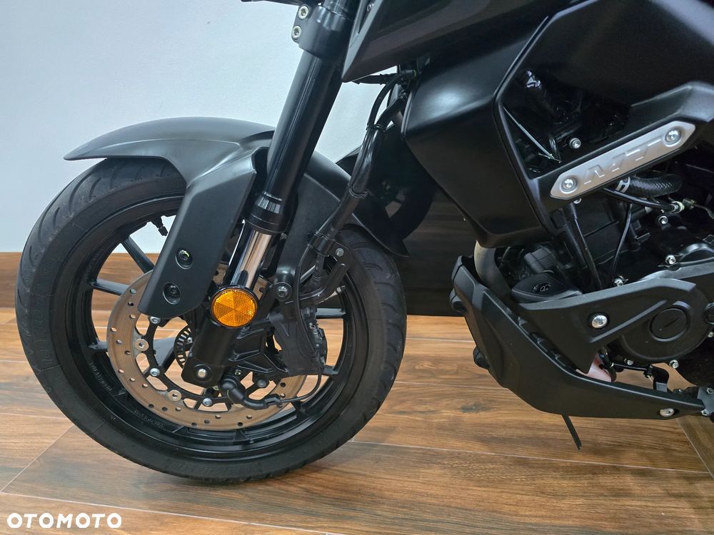 Yamaha MT - 21