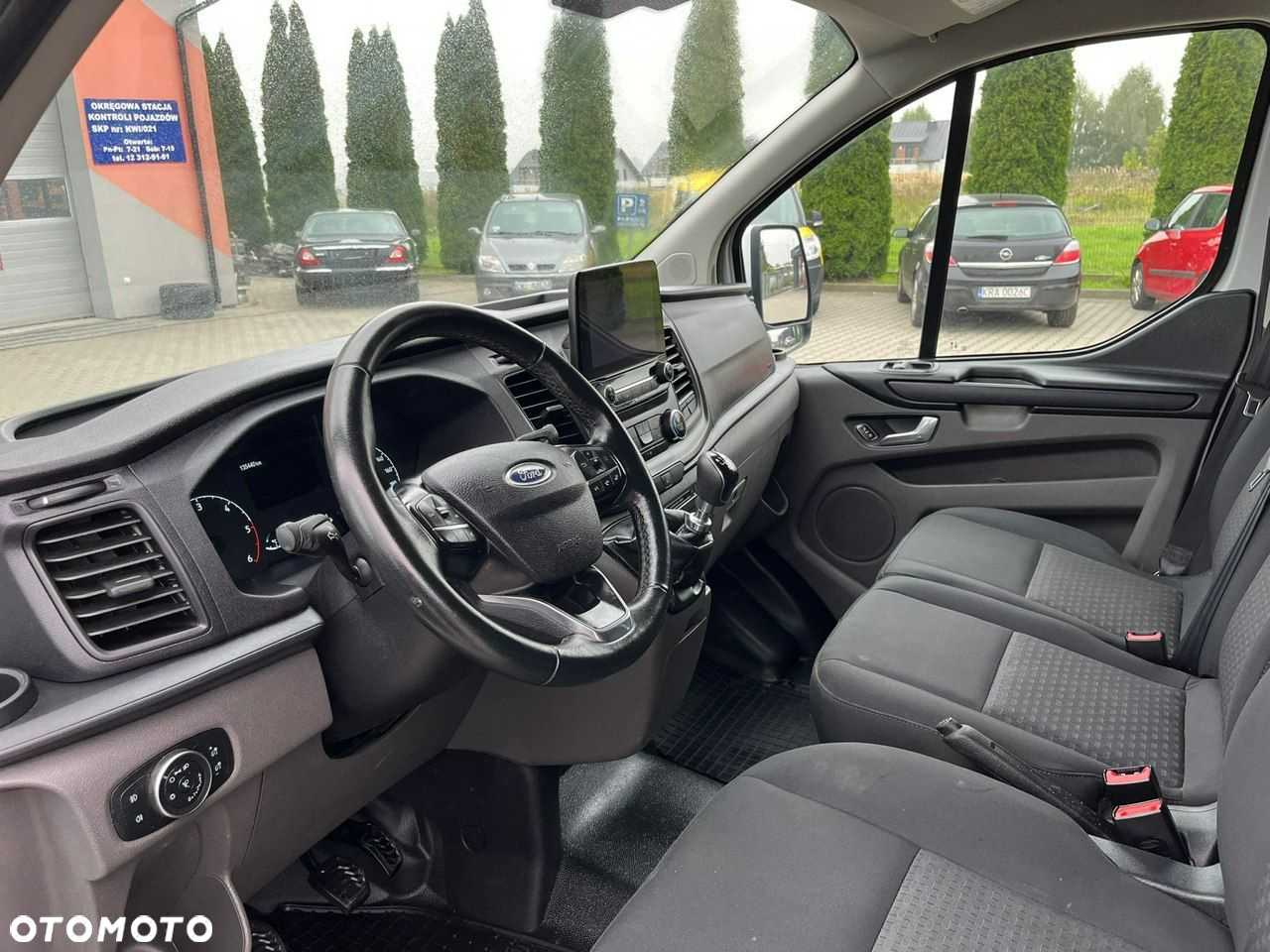 Ford Transit Custom - 13