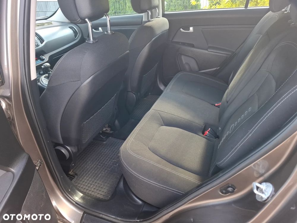 Kia Sportage 2.0 CRDI AWD Dream-Team Edition - 11