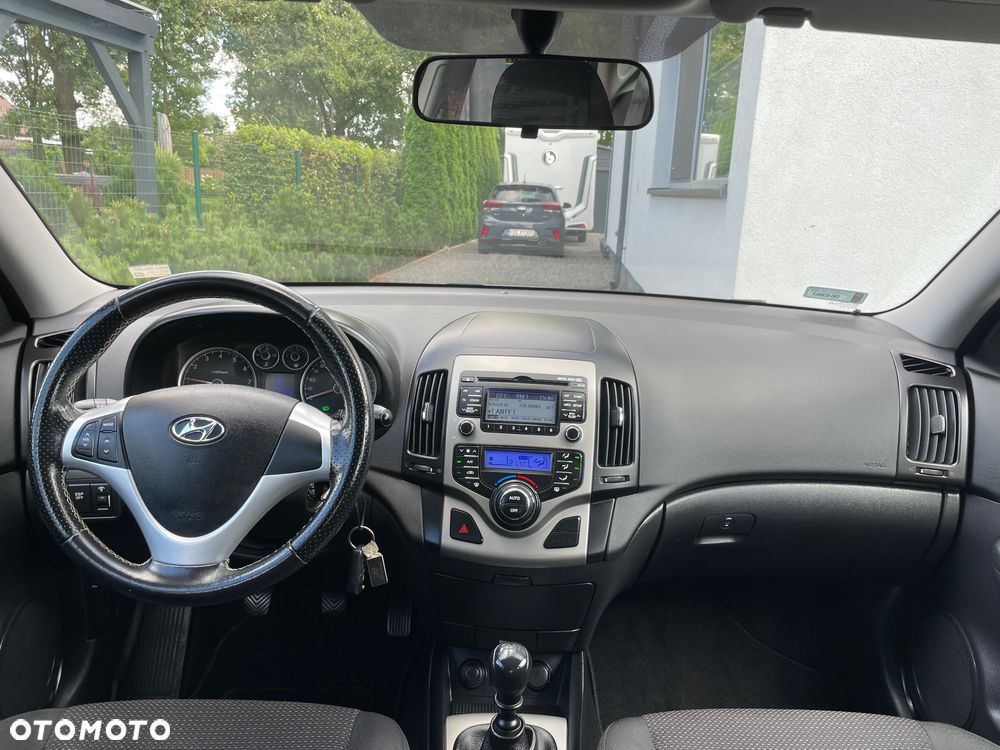 Hyundai i30 1.6 Comfort - 16