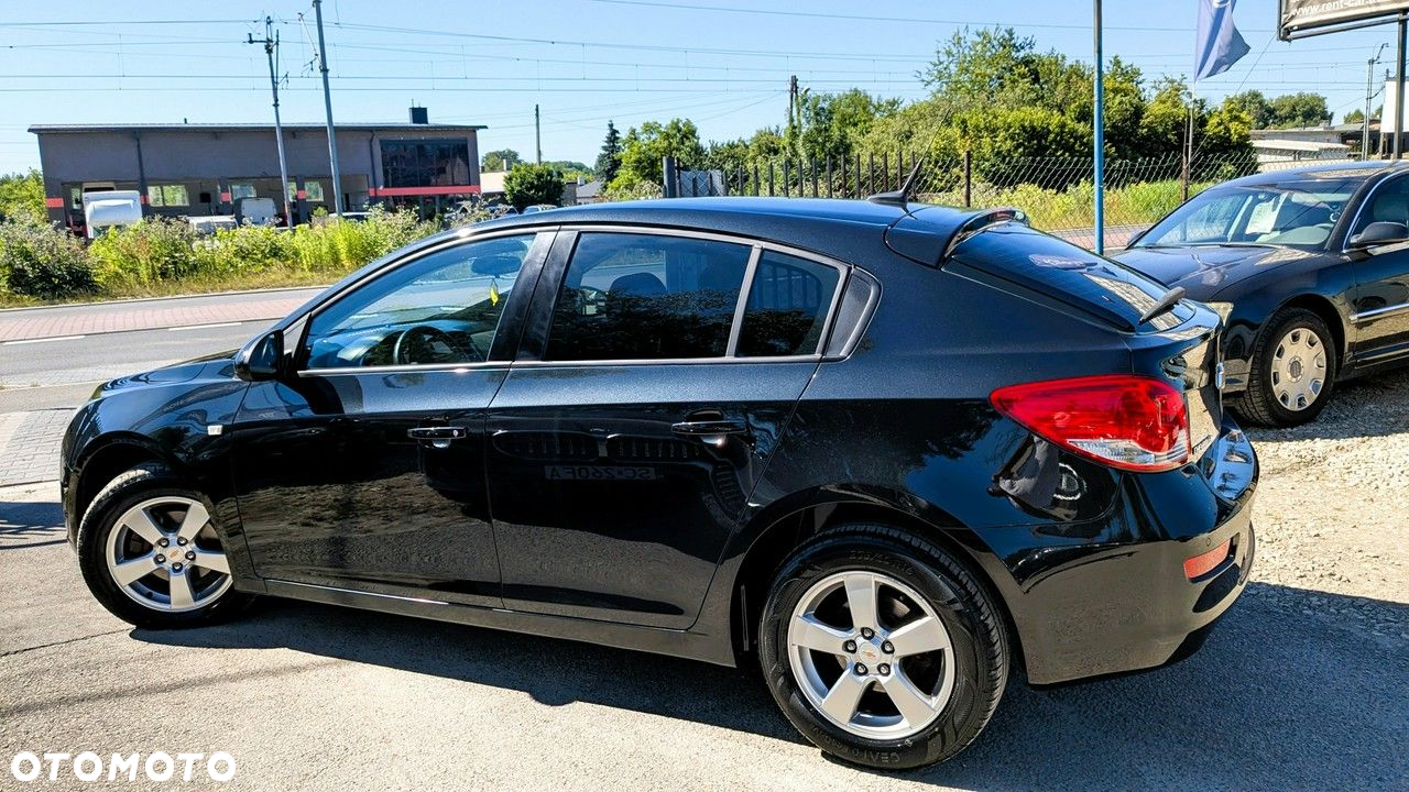 Chevrolet Cruze - 4