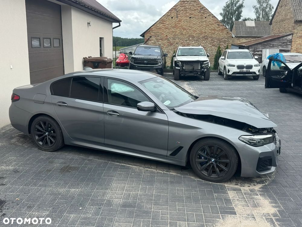 BMW Seria 5 530d xDrive mHEV M Sport sport - 4