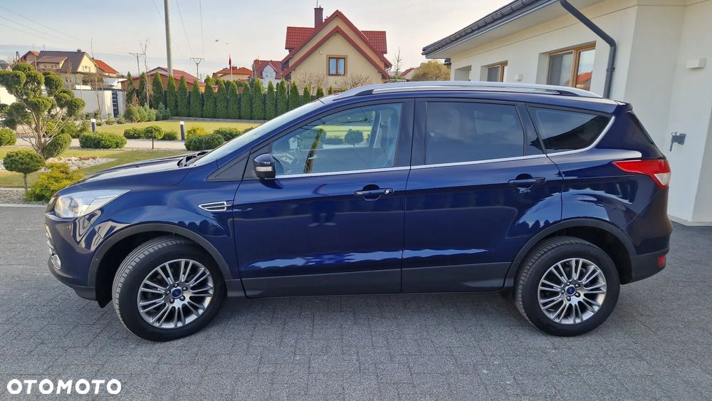 Ford Kuga 1.6 EcoBoost 2x4 Titanium - 2