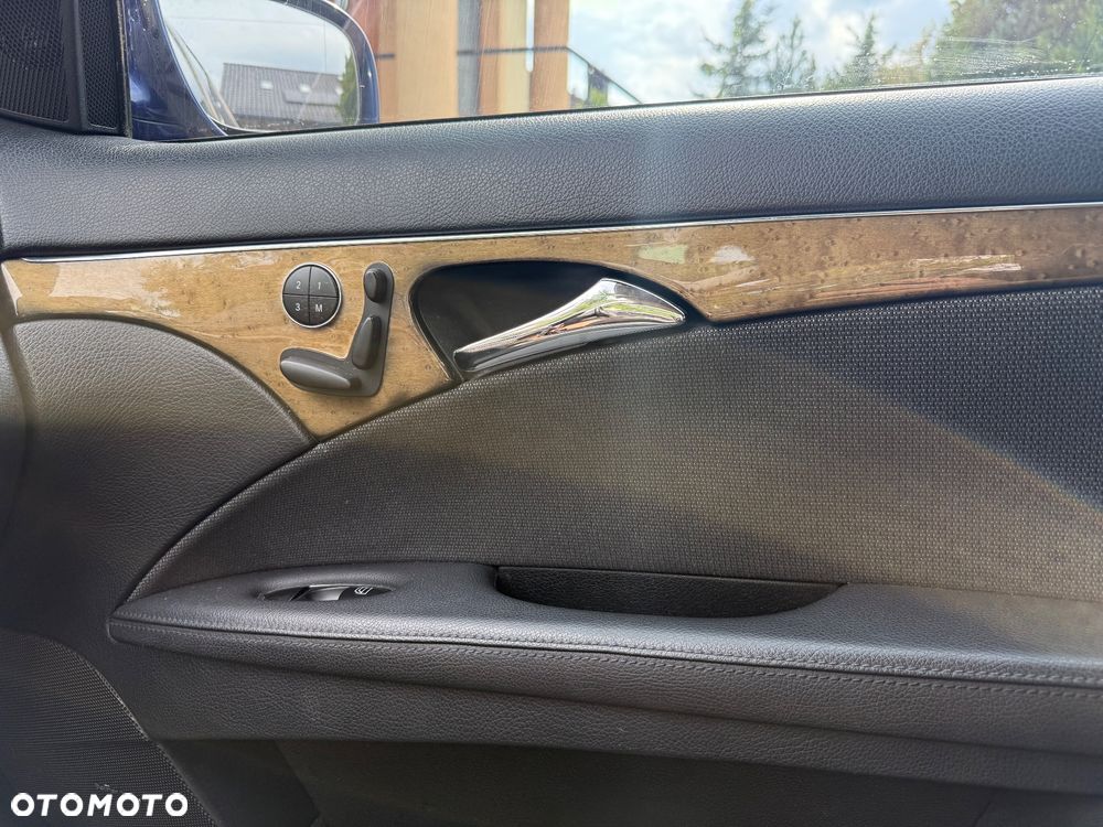 Mercedes-Benz Klasa E 500 Avantgarde - 14