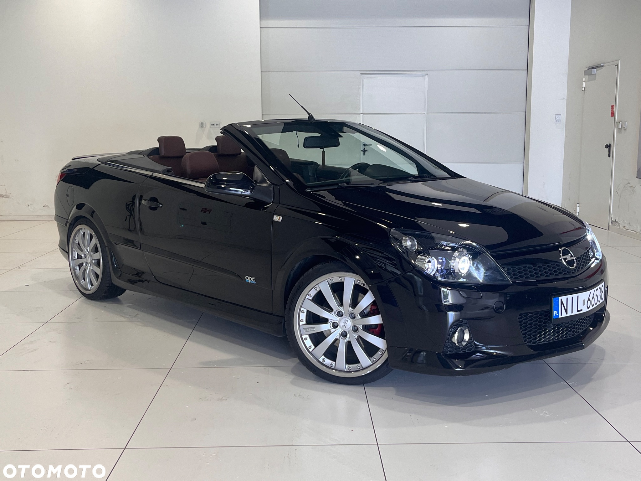 Opel Astra TwinTop 1.9 CDTI Cosmo - 22