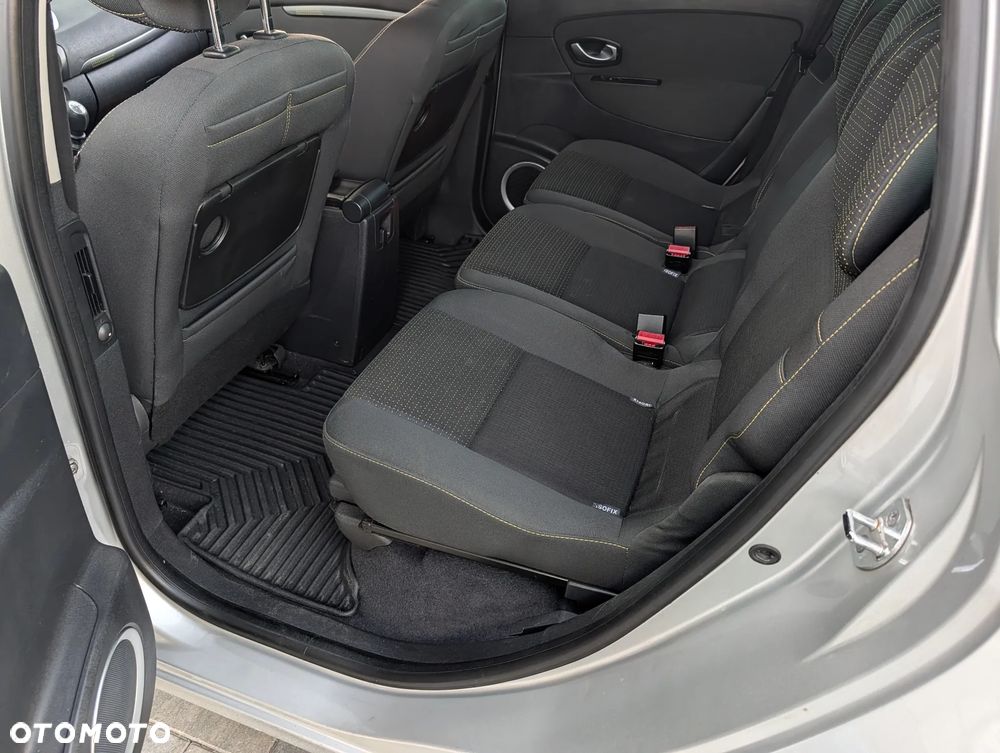 Renault Grand Scenic 1.6 16V Authentique - 20
