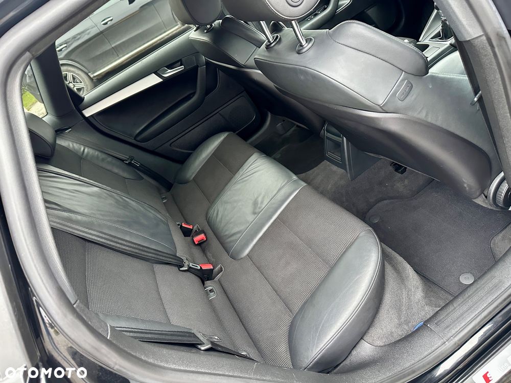 Audi A3 Sportback 1.8 TFSI S line Sportpaket Plus - 26