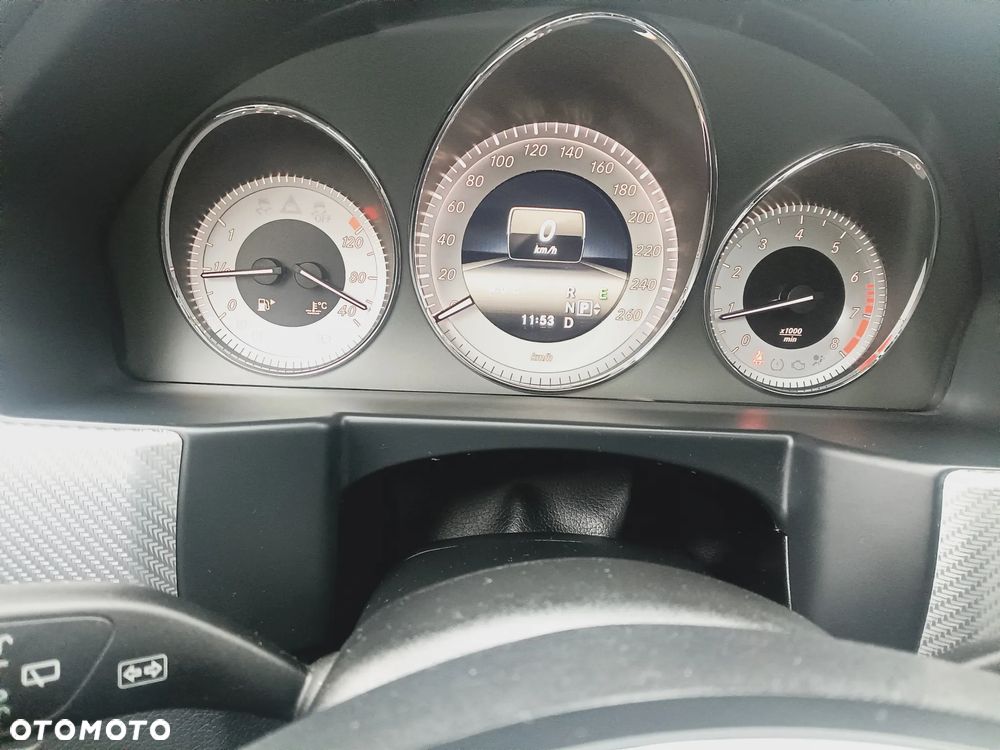 Mercedes-Benz GLK - 26