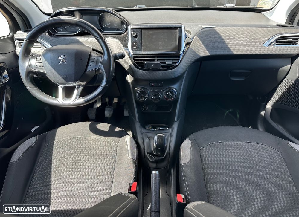 Peugeot 208 1.6 BlueHDi Style - 5