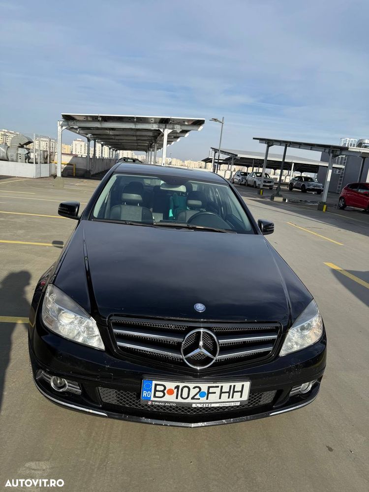 Mercedes-Benz C - 12