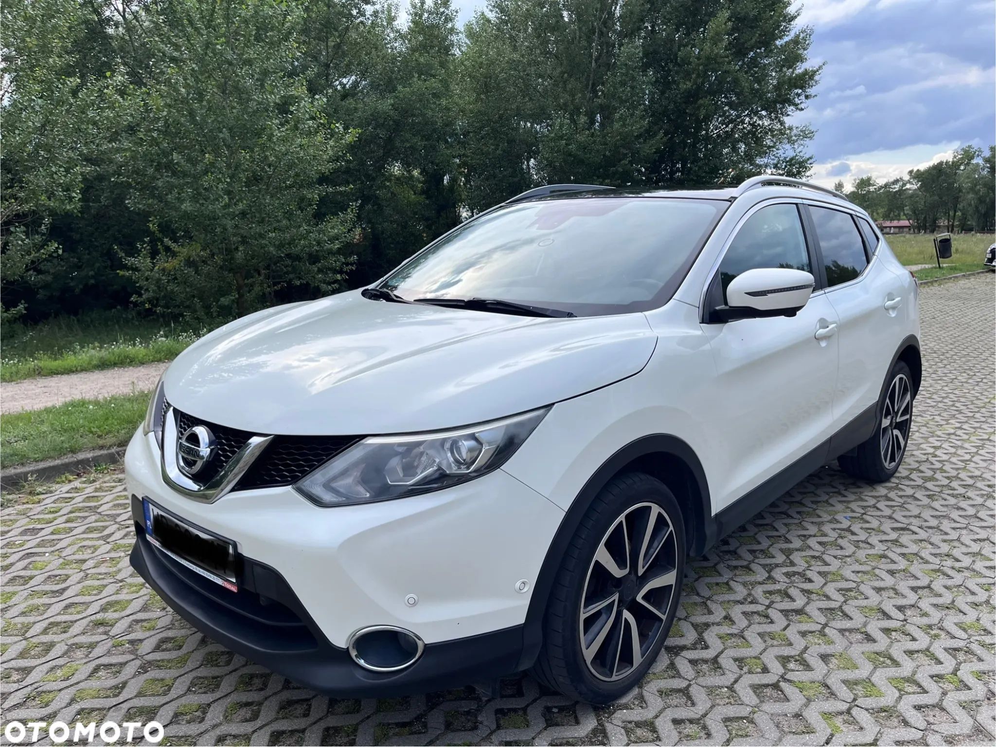 Nissan Qashqai 1.2 DIG-T Tekna - 1