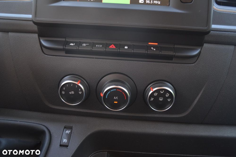 Renault Master ENERGY Blue L2H2 VA Basis - 18