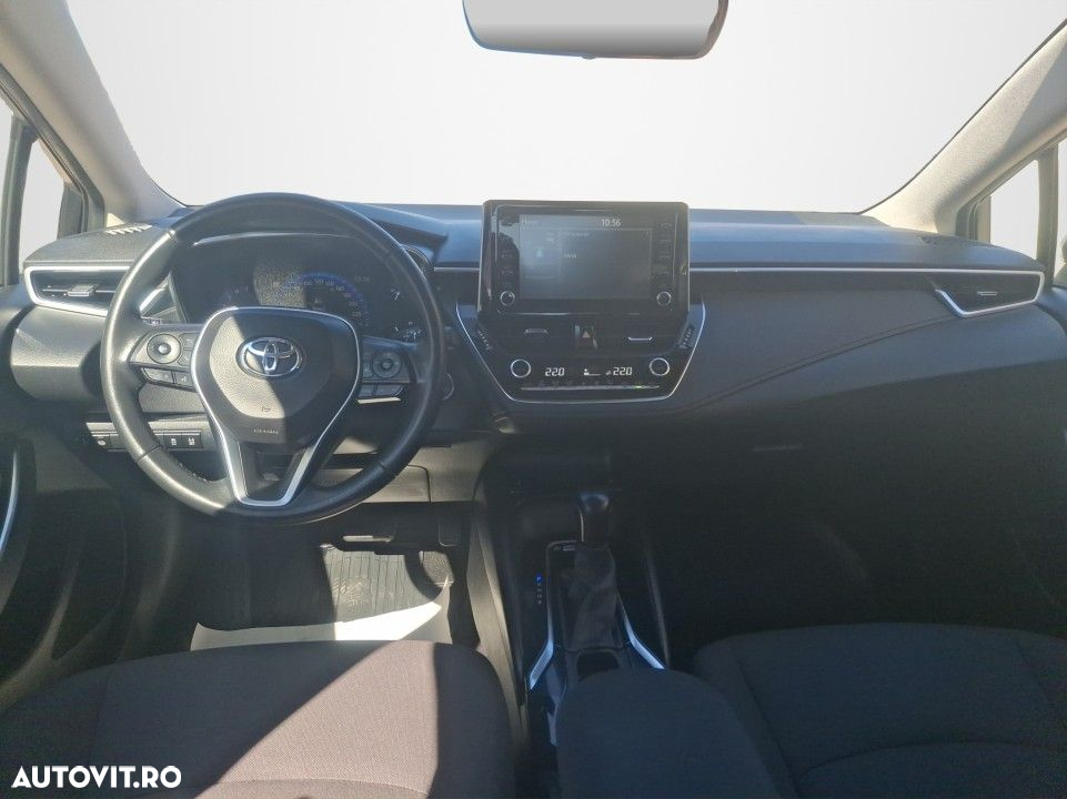 Toyota Corolla - 14