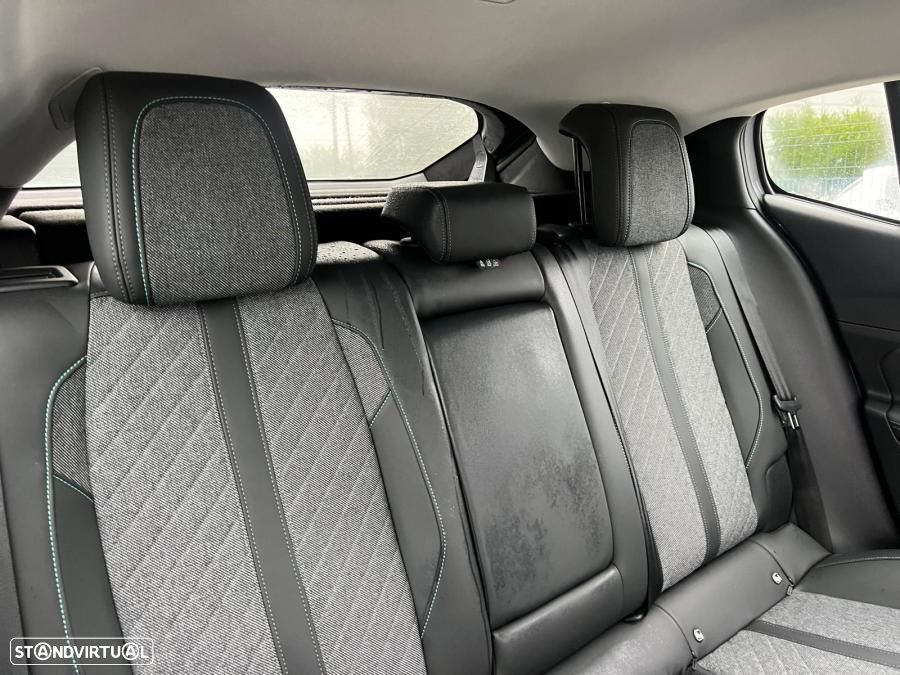 Peugeot 408 1.6 Hybrid Allure e-EAT8 - 9