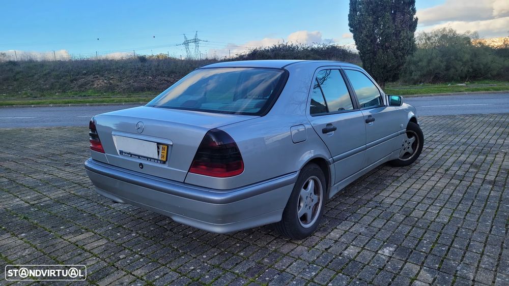 Mercedes-Benz C 200 D Classic - 8