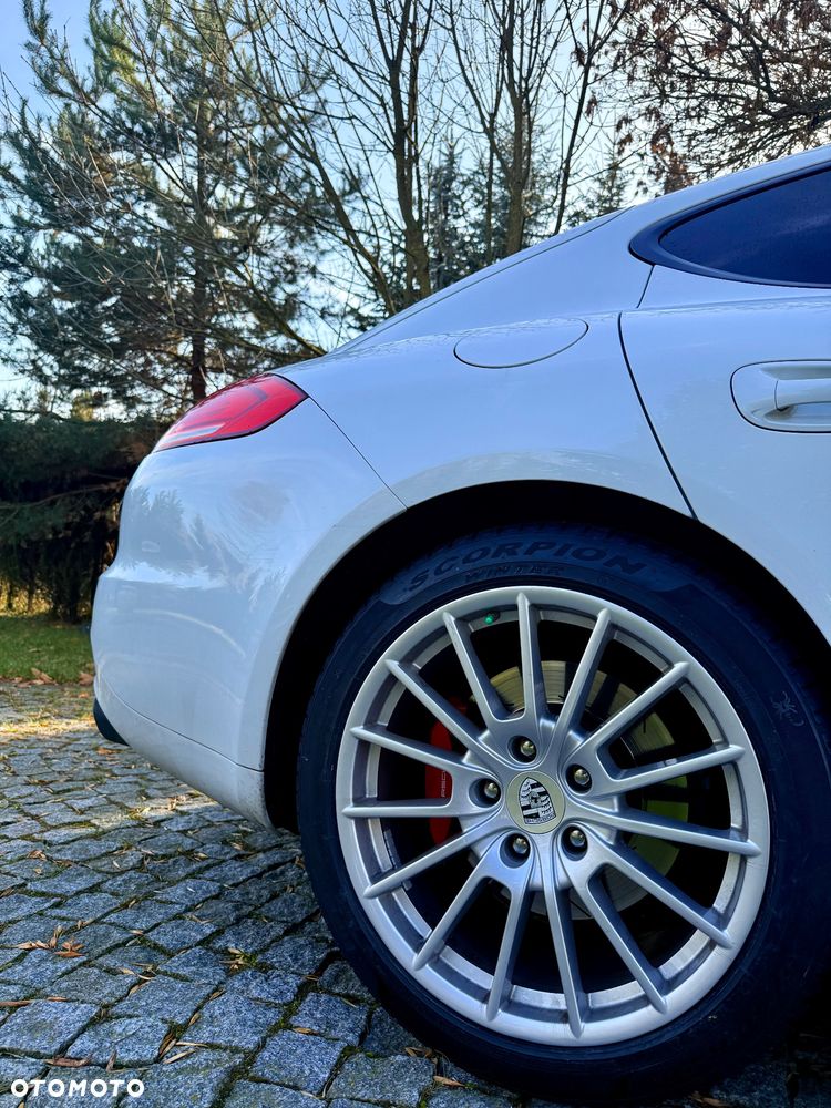 Porsche Panamera Diesel - 21