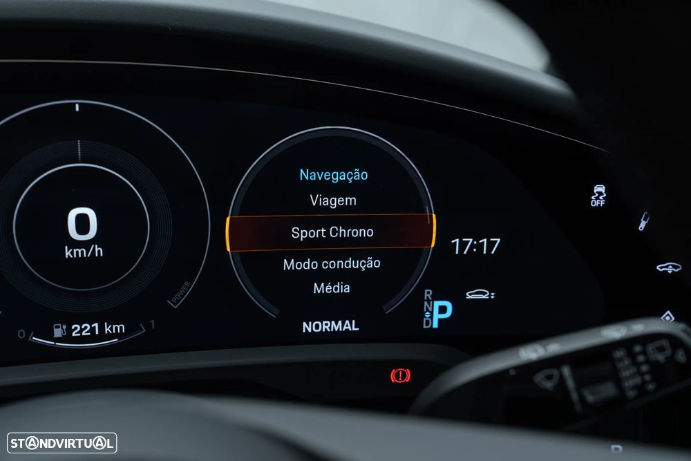 Porsche Taycan Cross Turismo 4S - 35