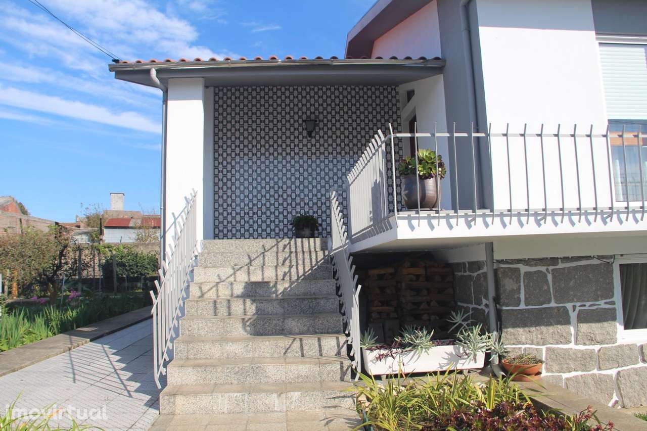 Moradia 4 Frentes lote com 980m2 - Grande imagem: 3/60