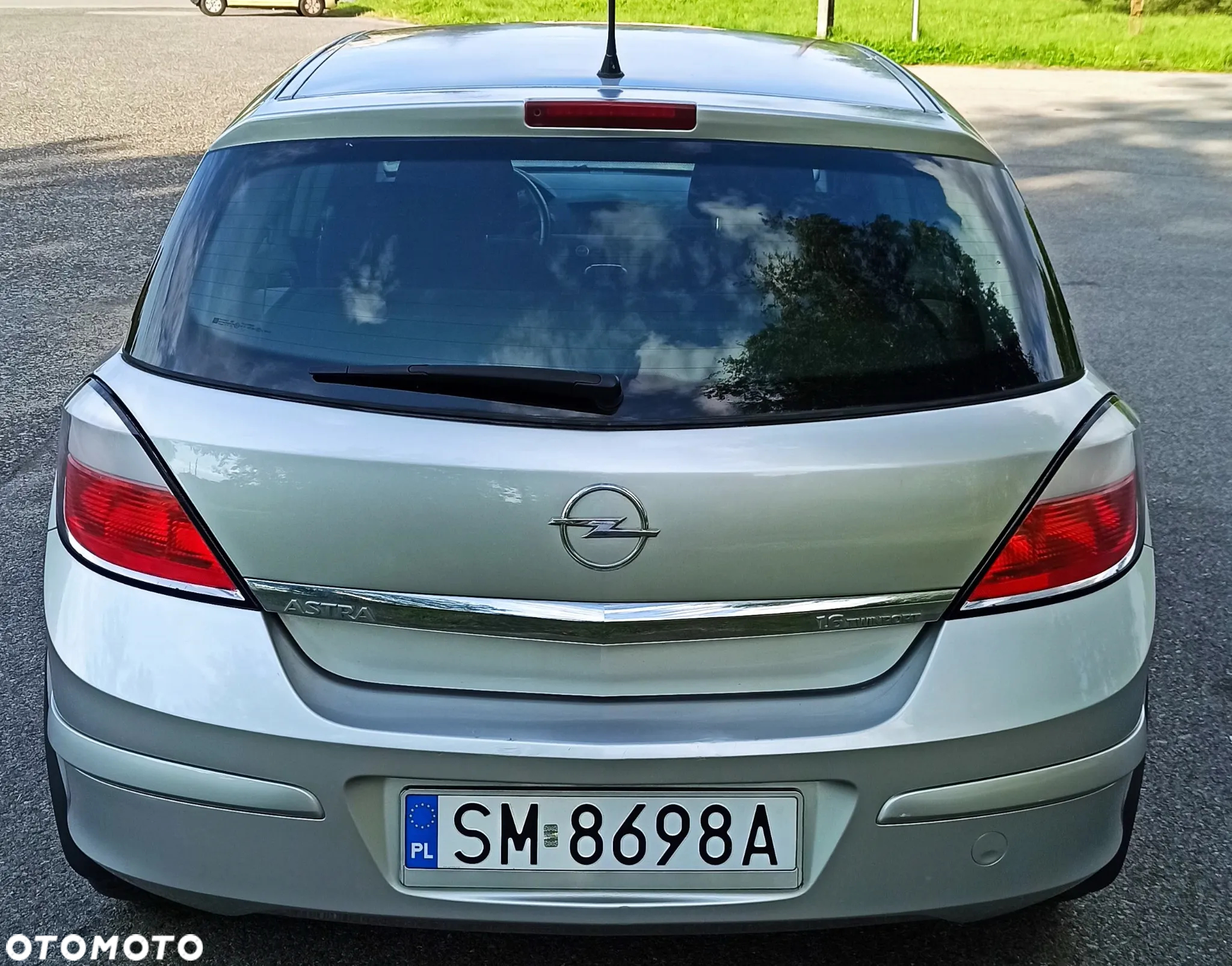 Opel Astra 1.6 - 5