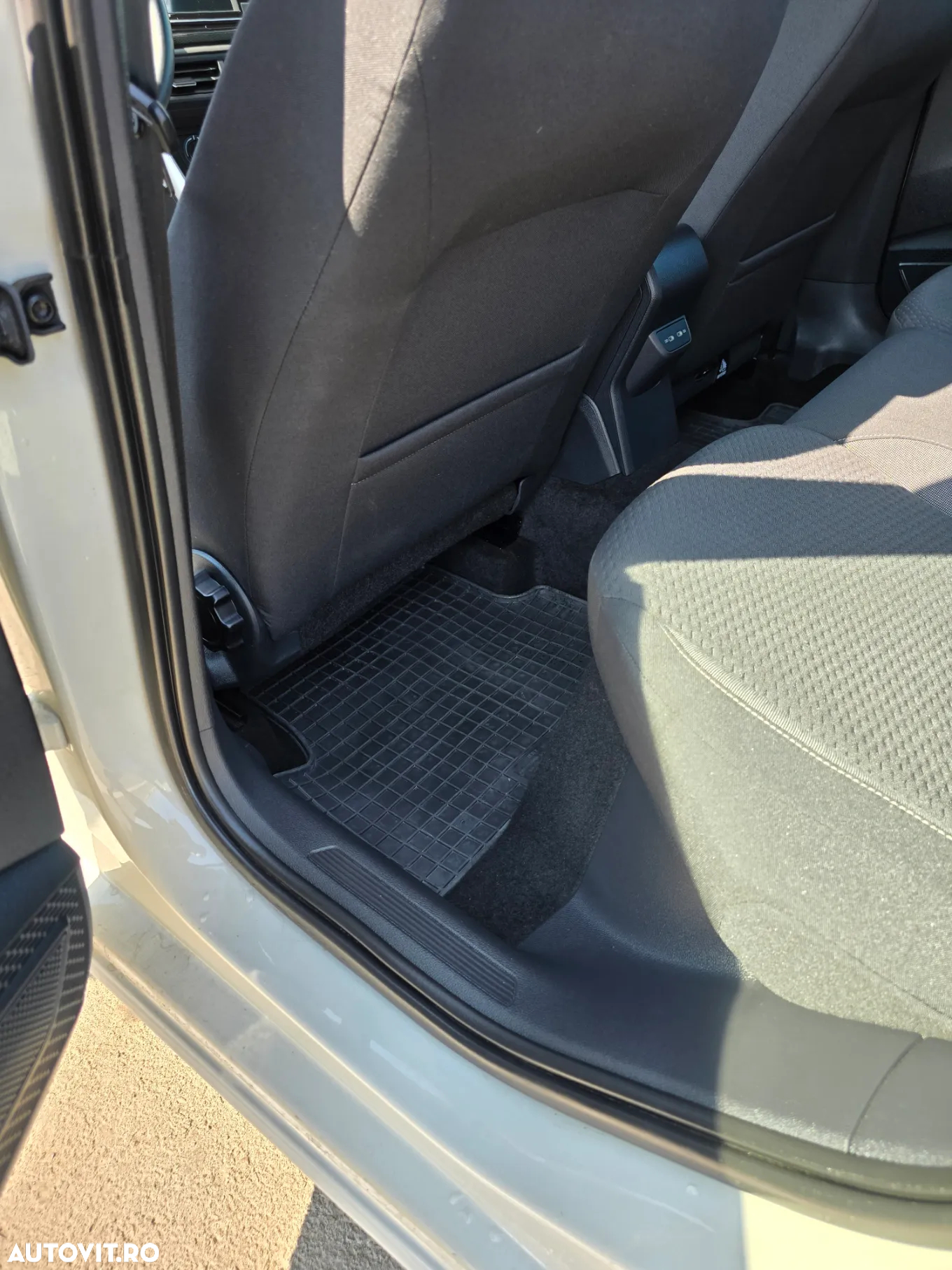 Volkswagen Polo 1.0 TSI Style - 25