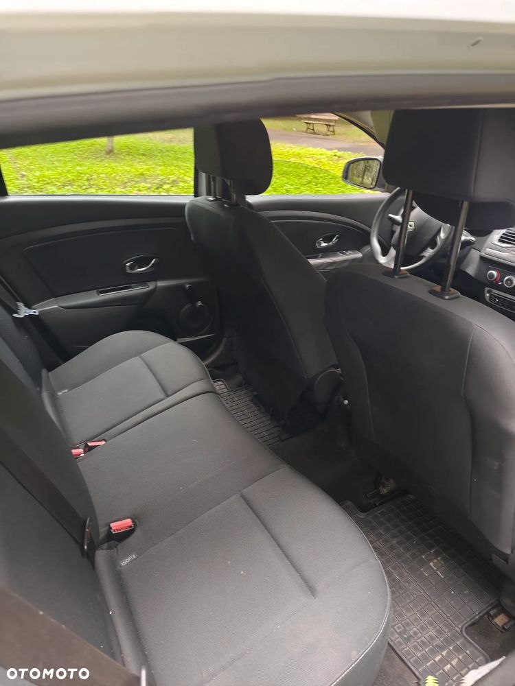 Renault Megane - 13