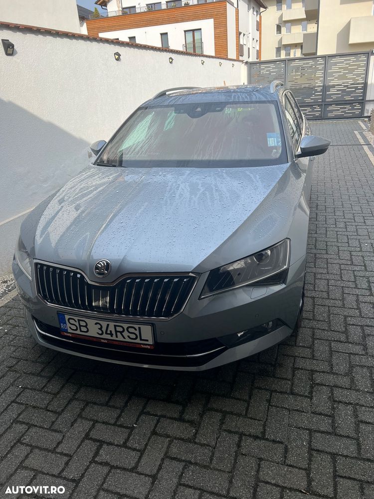 Skoda Superb 2.0 TDI DSG 4X4 Style - 38