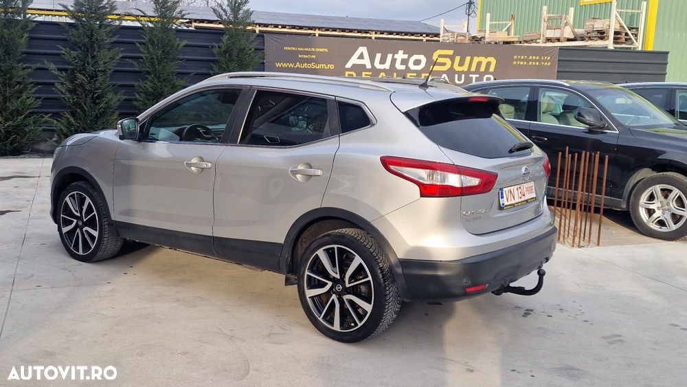 Nissan Qashqai 1.6 DCI Xtronic TEKNA - 19