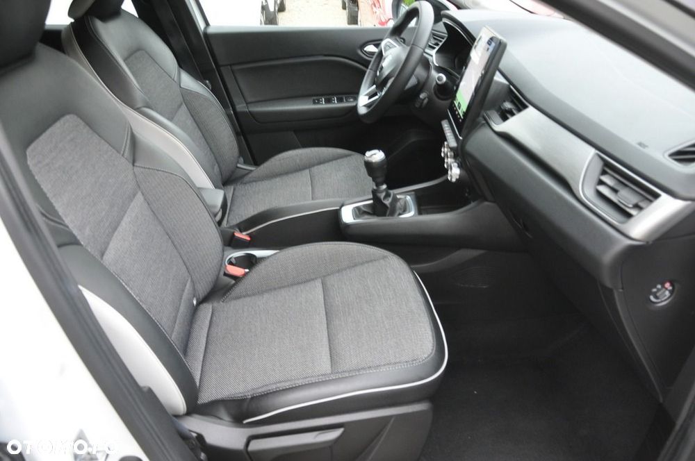 Renault Captur TCe 100 INTENS - 12