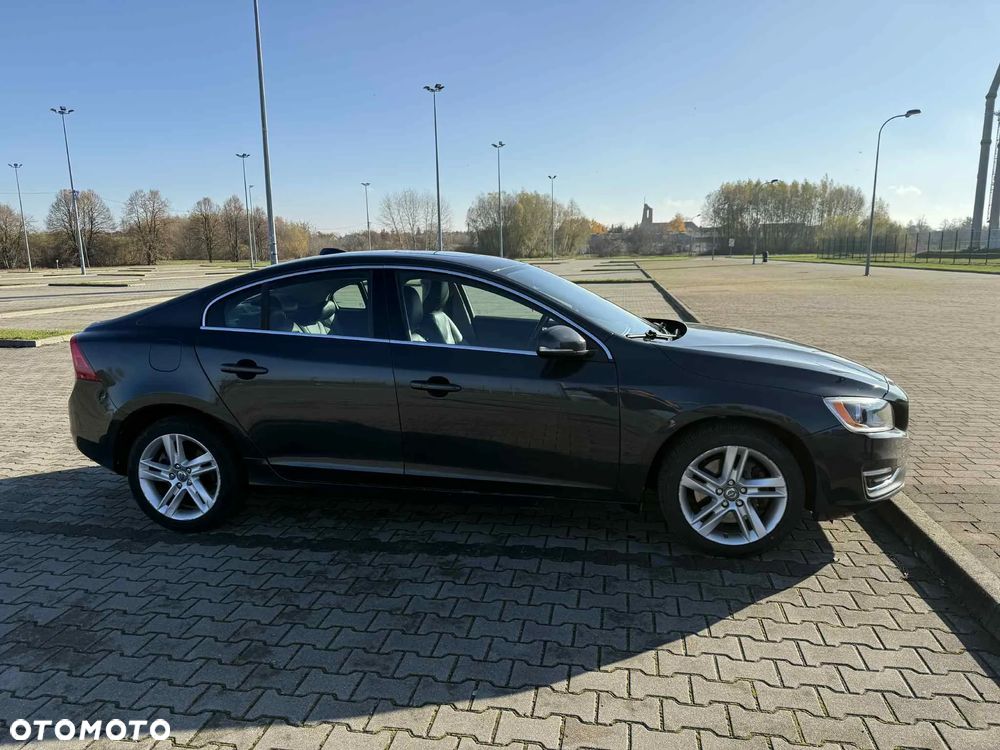 Volvo S60 - 5