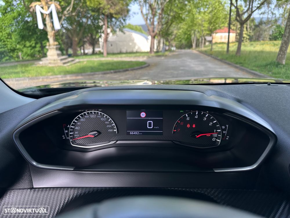 Peugeot 2008 1.5 BlueHDi Active Pack - 16