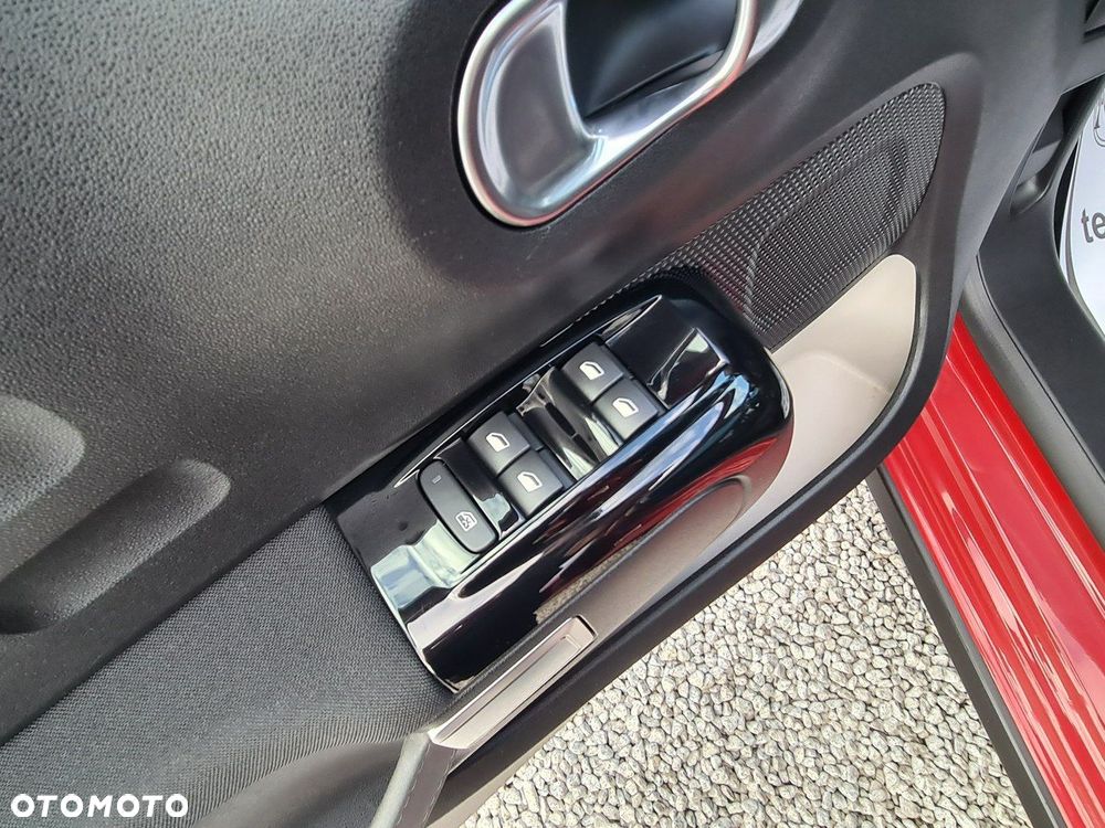 Citroën C3 1.2 PureTech Shine - 32